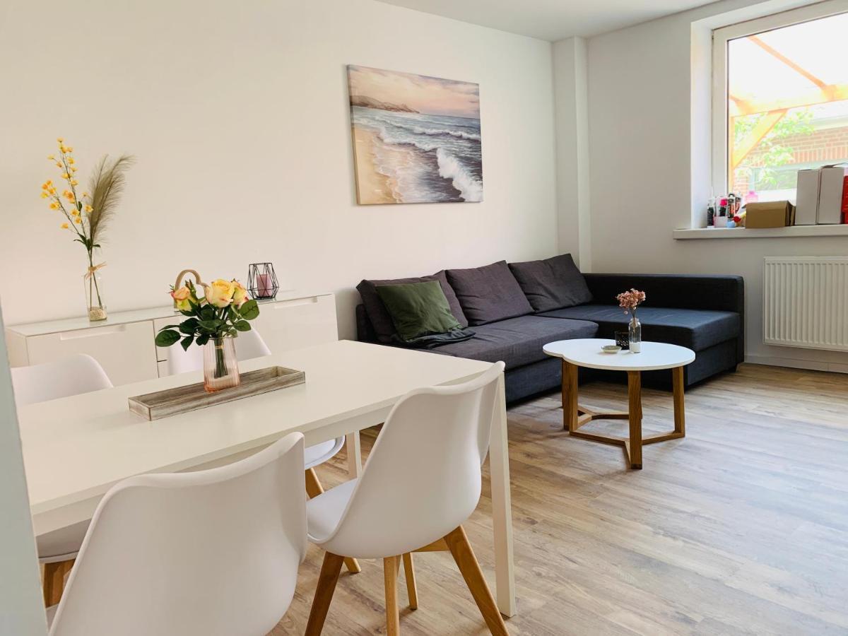 Feddersen Living Kernsanierte Ferienwohnungen - Gemuetlich - Netflix - Voll Ausgestattet - Zentral Brunsbuttel Exterior photo